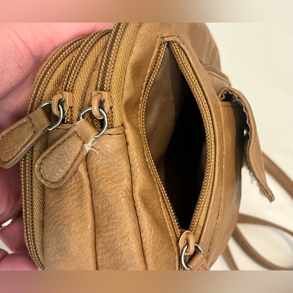 MultiSac Zippy Triple Light Brown Purse Tan Vegan Leather Crossbody Bag - Picture 6 of 16